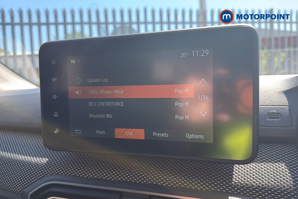 Dacia Sandero Expression Manual Petrol Hatchback - Stock Number (1625408) - 9th supplementary image