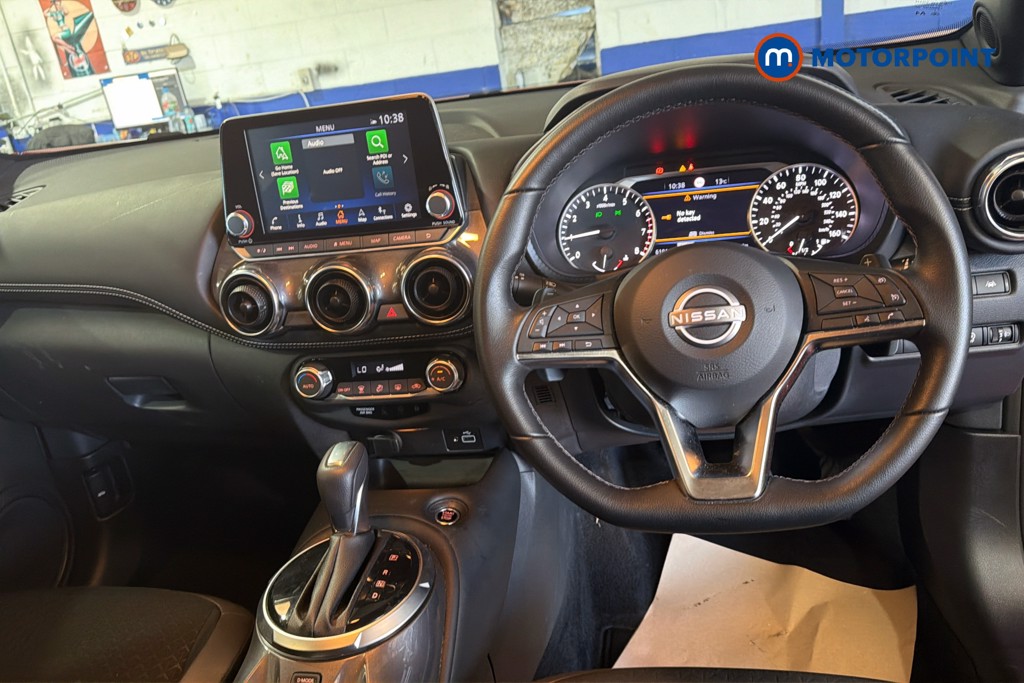 Nissan Juke N-Connecta Automatic Petrol SUV - Stock Number (1626323) - 2nd supplementary image