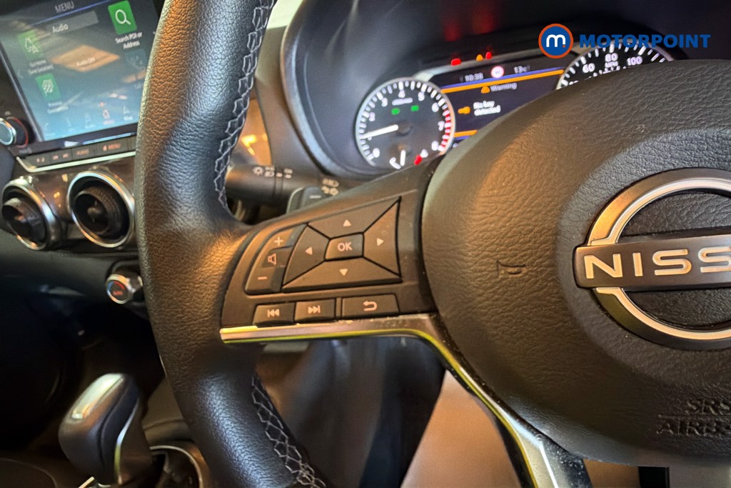 Nissan Juke N-Connecta Automatic Petrol SUV - Stock Number (1626323) - 3rd supplementary image