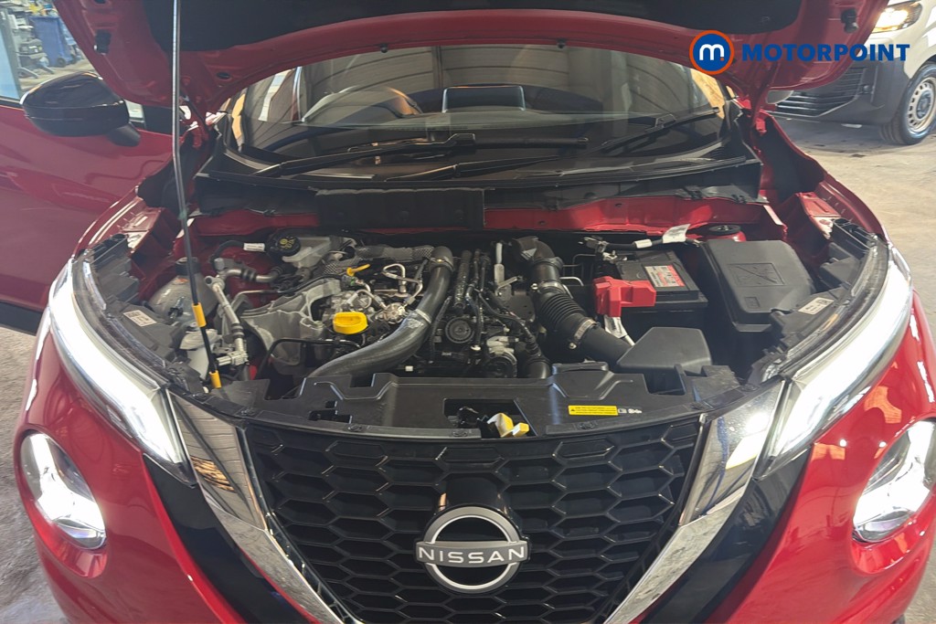 Nissan Juke N-Connecta Automatic Petrol SUV - Stock Number (1626323) - 51st supplementary image