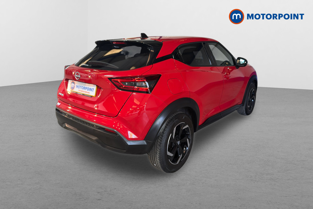 Nissan Juke N-Connecta Automatic Petrol SUV - Stock Number (1626323) - Drivers side rear corner