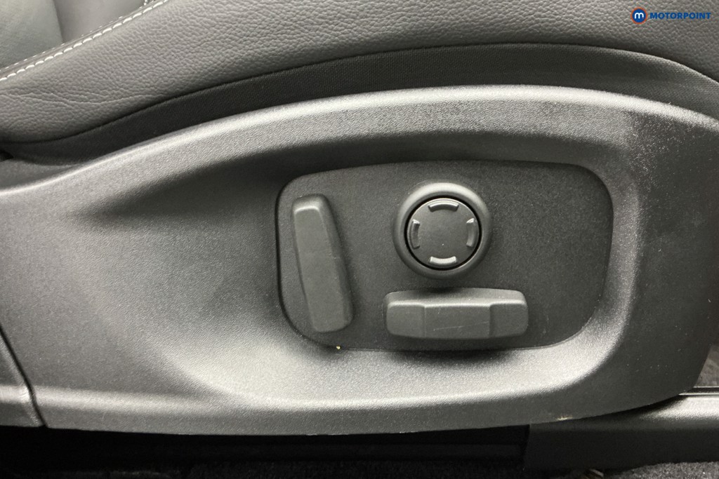 Jaguar E-Pace R-Dynamic Black Automatic Diesel SUV - Stock Number (1627035) - 27th supplementary image