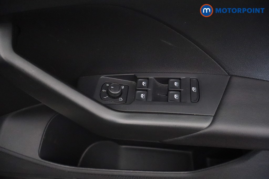 Volkswagen T-Cross Black Edition Automatic Petrol SUV - Stock Number (1628421) - 17th supplementary image