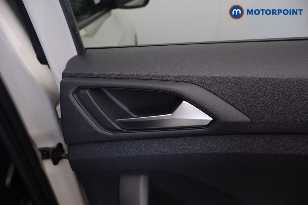Volkswagen T-Cross Black Edition Automatic Petrol SUV - Stock Number (1628421) - 21st supplementary image