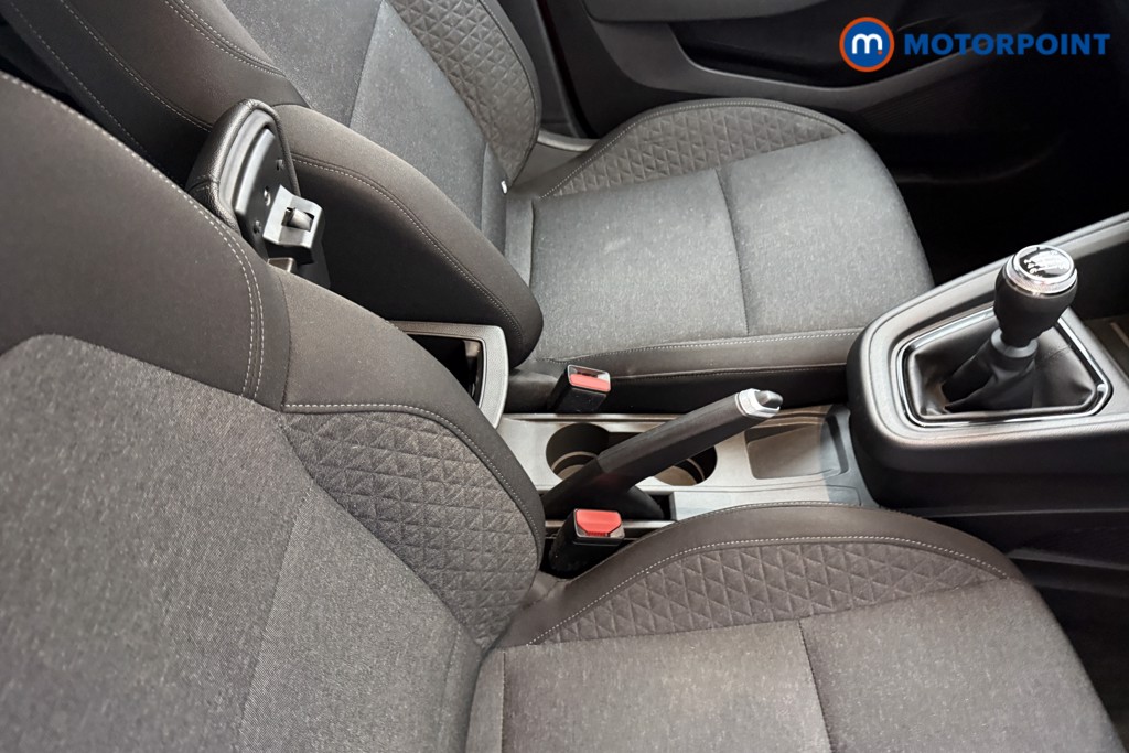 Renault Clio Evolution Manual Petrol Hatchback - Stock Number (1628444) - 11th supplementary image