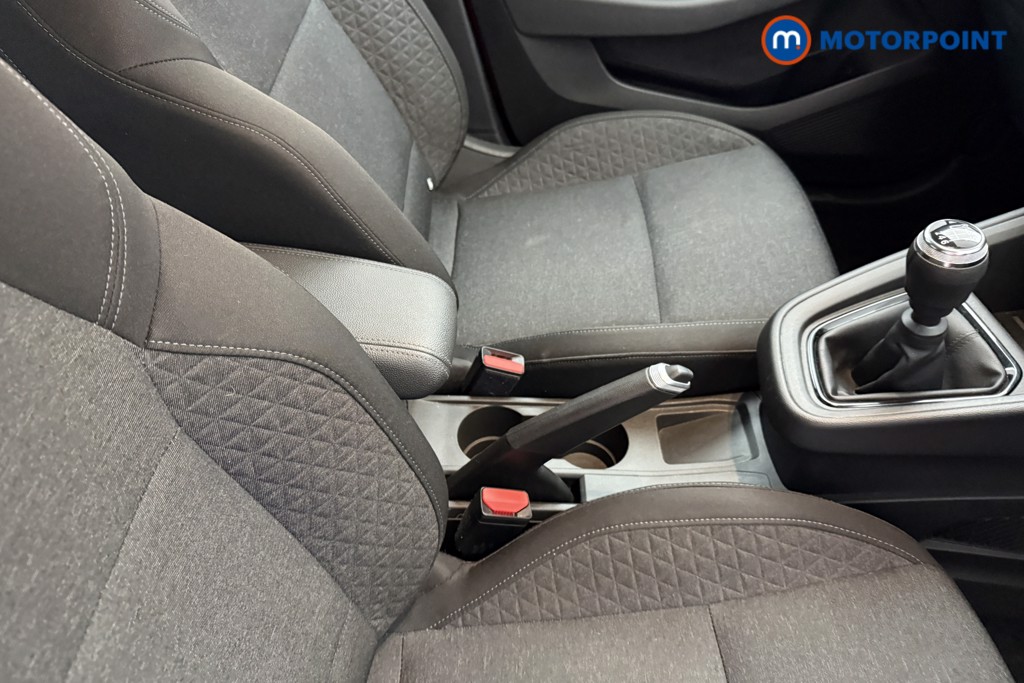 Renault Clio Evolution Manual Petrol Hatchback - Stock Number (1628444) - 12th supplementary image