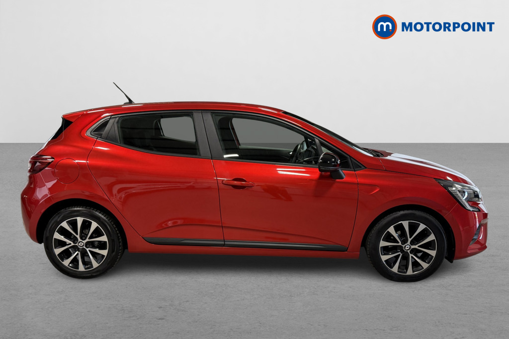 Renault Clio Evolution Manual Petrol Hatchback - Stock Number (1628444) - Drivers side