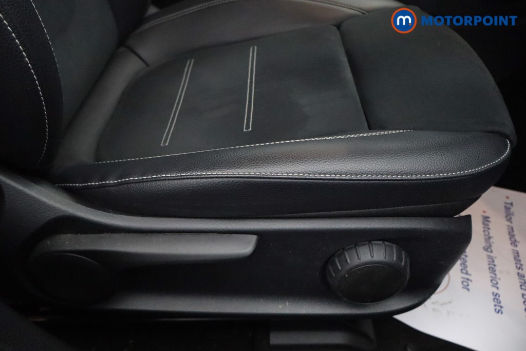 Mercedes-Benz A Class Amg Line Premium Edition Automatic Petrol Saloon - Stock Number (1628882) - 20th supplementary image