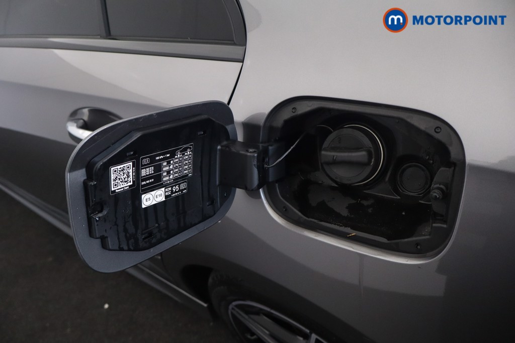 Mercedes-Benz A Class Amg Line Premium Edition Automatic Petrol Saloon - Stock Number (1628882) - 35th supplementary image