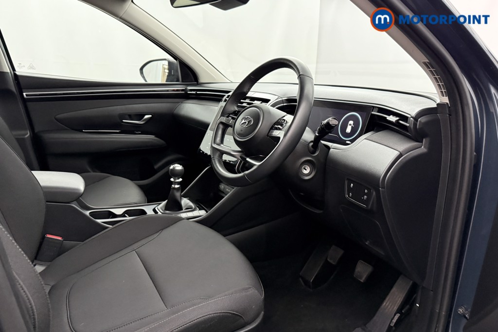 Hyundai Tucson Se Connect Manual Petrol SUV - Stock Number (1629038) - 1st supplementary image