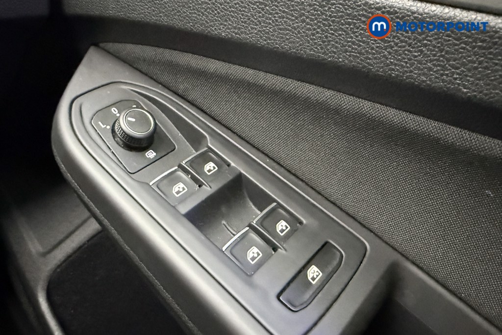 Volkswagen Golf Life Manual Petrol Hatchback - Stock Number (1630597) - 15th supplementary image