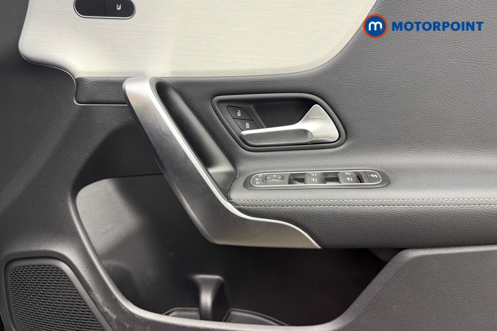 Mercedes-Benz CLA Amg Line Automatic Petrol Estate - Stock Number (1631722) - 19th supplementary image