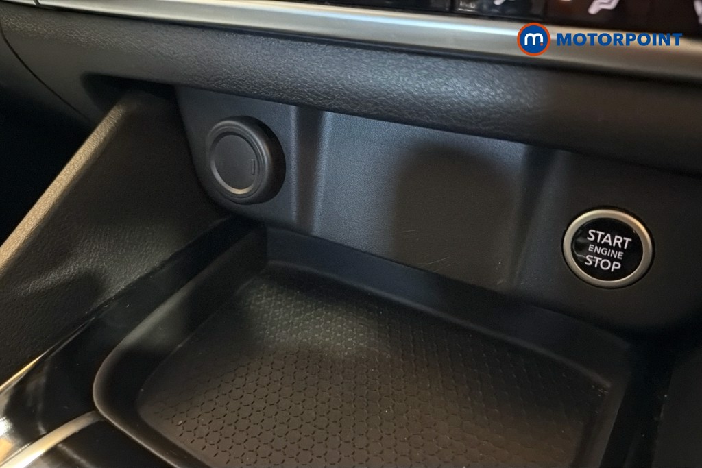 Nissan Qashqai Acenta Premium Manual Petrol SUV - Stock Number (1631774) - 17th supplementary image