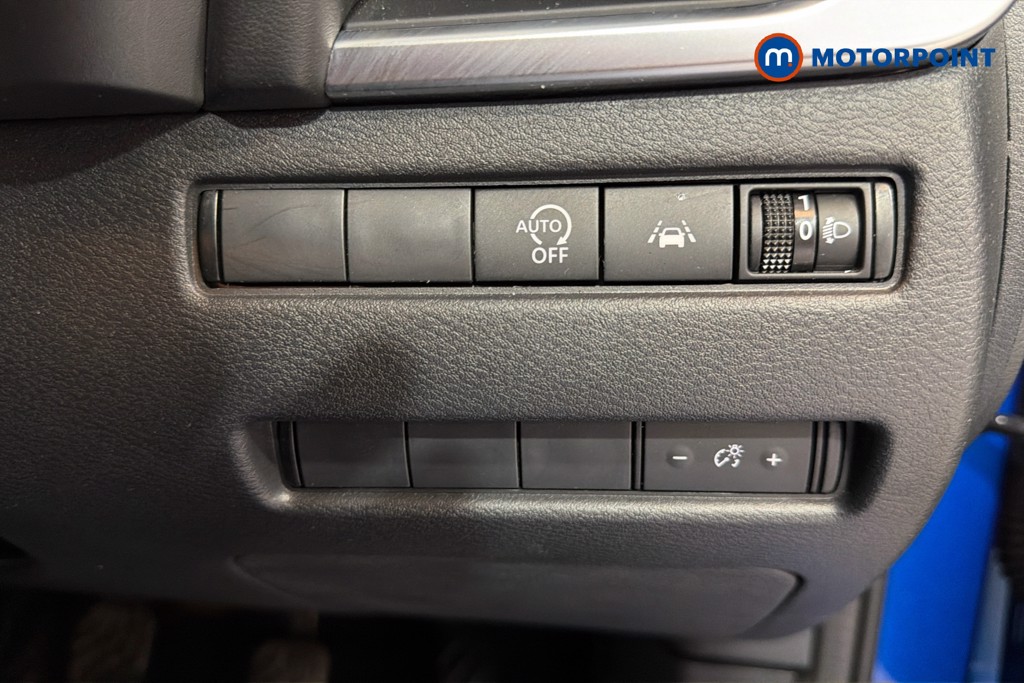 Nissan Qashqai Acenta Premium Manual Petrol SUV - Stock Number (1631774) - 18th supplementary image