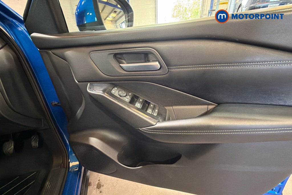 Nissan Qashqai Acenta Premium Manual Petrol SUV - Stock Number (1631774) - 19th supplementary image