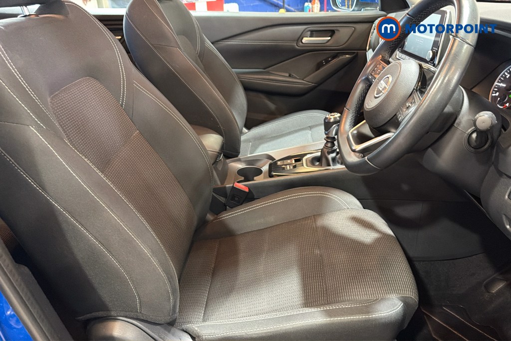Nissan Qashqai Acenta Premium Manual Petrol SUV - Stock Number (1631774) - 22nd supplementary image