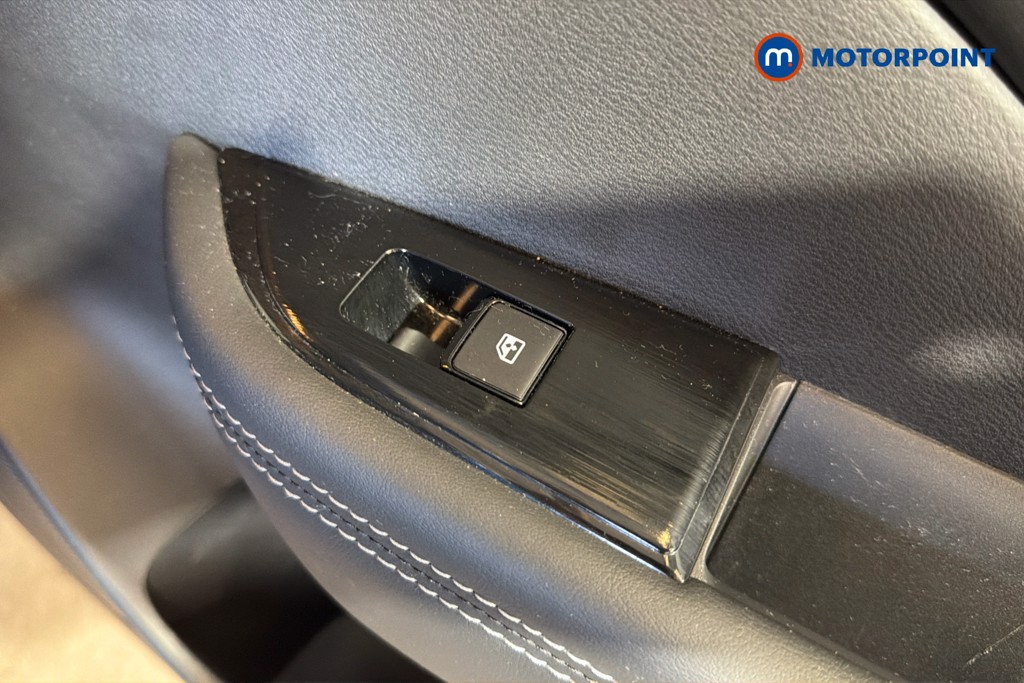 Nissan Qashqai Acenta Premium Manual Petrol SUV - Stock Number (1631774) - 30th supplementary image