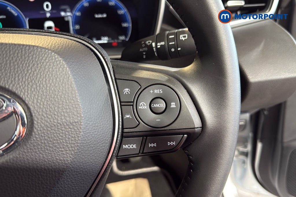 Toyota Corolla Excel Automatic Petrol-Electric Hybrid Hatchback - Stock Number (1632275) - 4th supplementary image