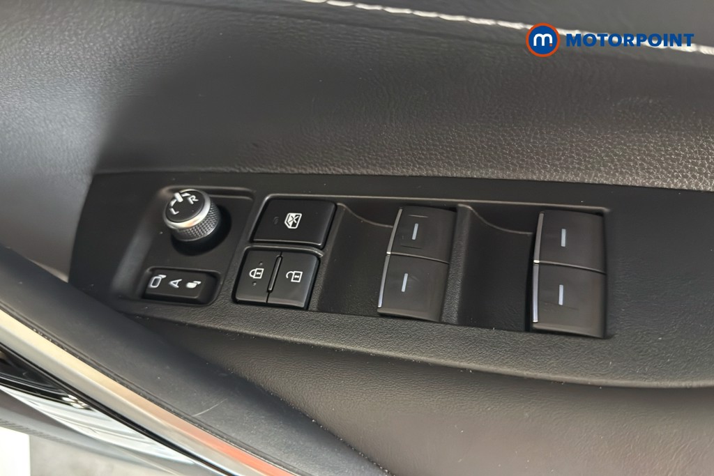 Toyota Corolla Excel Automatic Petrol-Electric Hybrid Hatchback - Stock Number (1632275) - 20th supplementary image