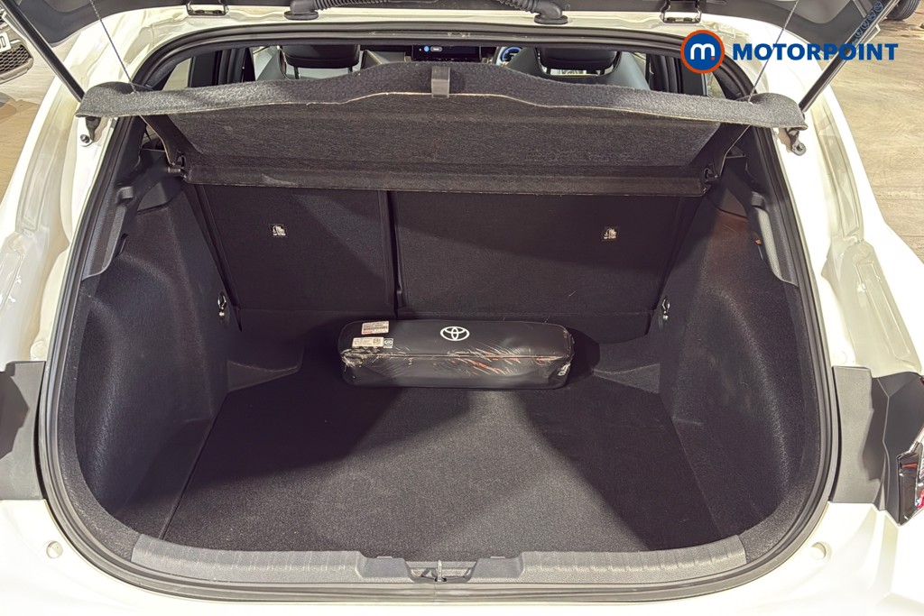 Toyota Corolla Excel Automatic Petrol-Electric Hybrid Hatchback - Stock Number (1632275) - 33rd supplementary image