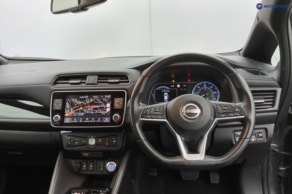 Nissan Leaf N-Connecta Automatic Electric Hatchback - Stock Number (1632594) - 1st supplementary image