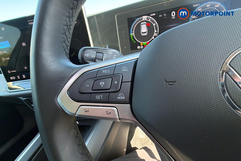 Volkswagen Passat Life Automatic Petrol Plug-In Hybrid Estate - Stock Number (1632882) - 3rd supplementary image