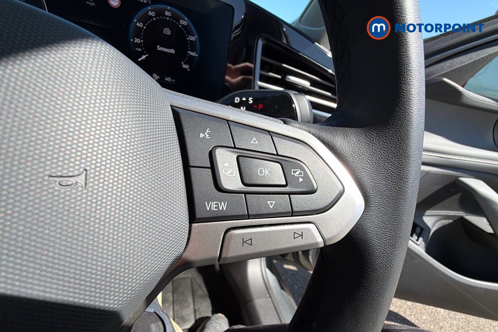 Volkswagen Passat Life Automatic Petrol Plug-In Hybrid Estate - Stock Number (1632882) - 4th supplementary image
