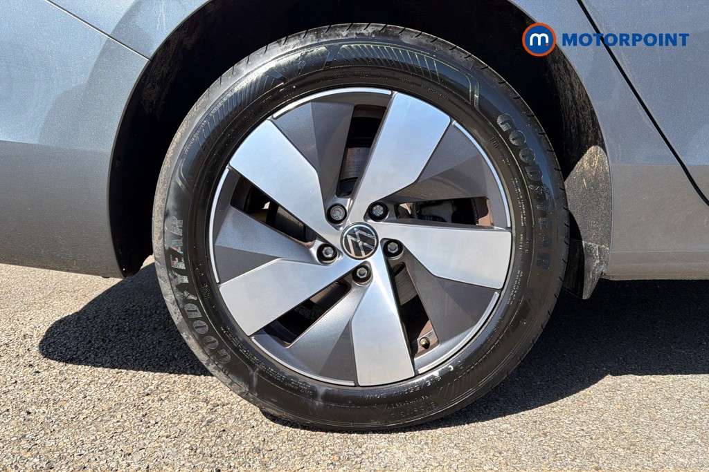 Volkswagen Passat Life Automatic Petrol Plug-In Hybrid Estate - Stock Number (1632882) - 49th supplementary image