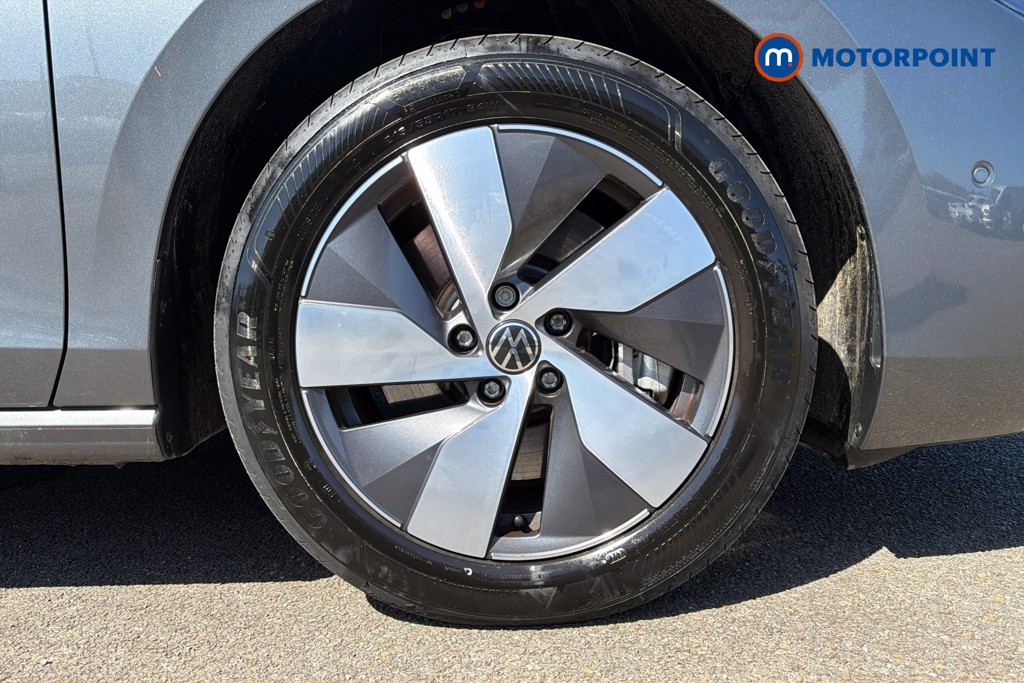 Volkswagen Passat Life Automatic Petrol Plug-In Hybrid Estate - Stock Number (1632882) - 50th supplementary image
