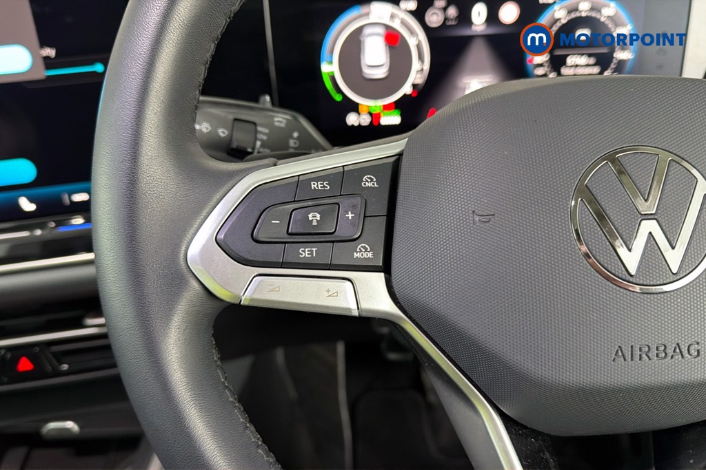 Volkswagen Passat Life Automatic Petrol Plug-In Hybrid Estate - Stock Number (1632891) - 3rd supplementary image