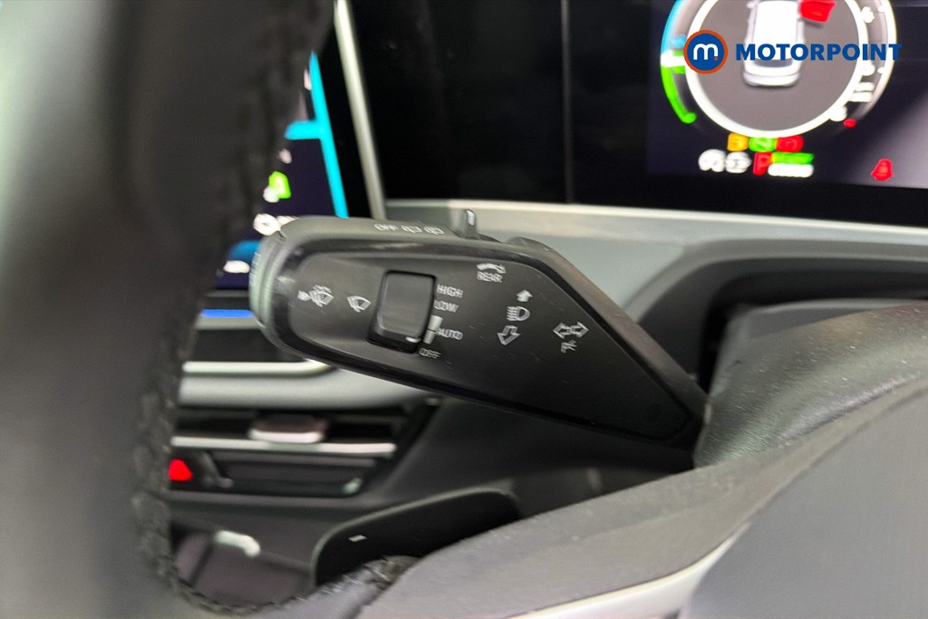 Volkswagen Passat Life Automatic Petrol Plug-In Hybrid Estate - Stock Number (1632891) - 6th supplementary image