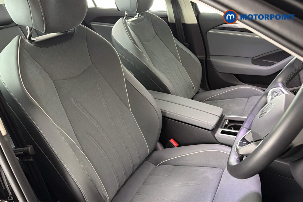 Volkswagen Passat Life Automatic Petrol Plug-In Hybrid Estate - Stock Number (1632891) - 22nd supplementary image