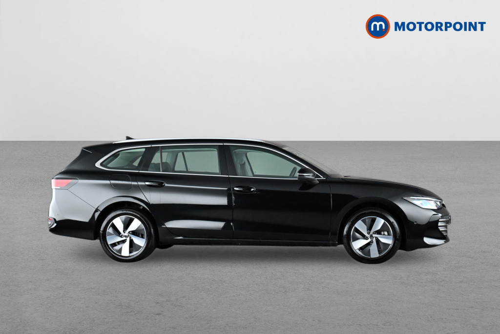 Volkswagen Passat Life Automatic Petrol Plug-In Hybrid Estate - Stock Number (1632891) - Drivers side