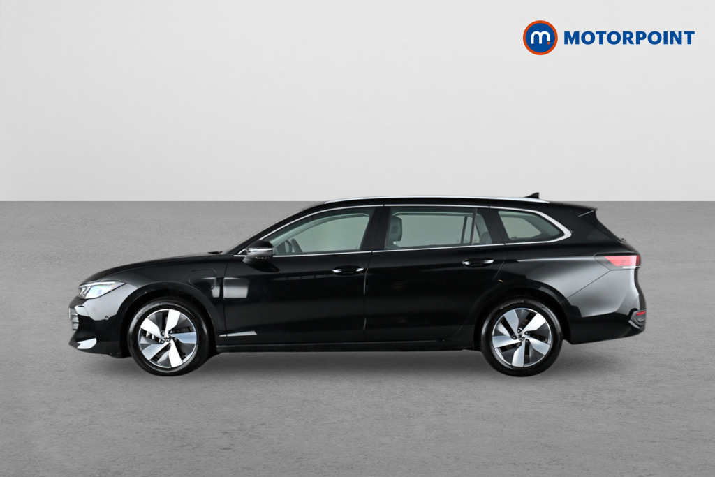 Volkswagen Passat Life Automatic Petrol Plug-In Hybrid Estate - Stock Number (1632891) - Passenger side