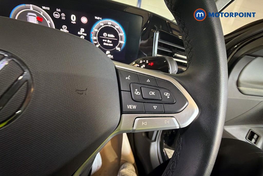 Volkswagen Passat Life Automatic Petrol Plug-In Hybrid Estate - Stock Number (1632907) - 4th supplementary image