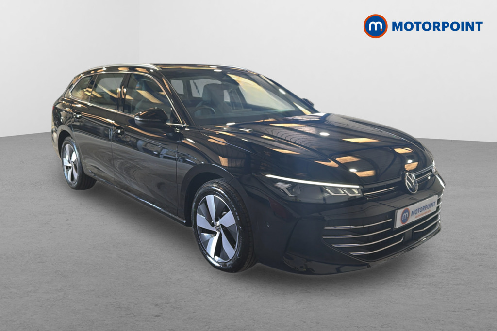Volkswagen Passat Life Automatic Petrol Plug-In Hybrid Estate - Stock Number (1632907) - Drivers side front corner