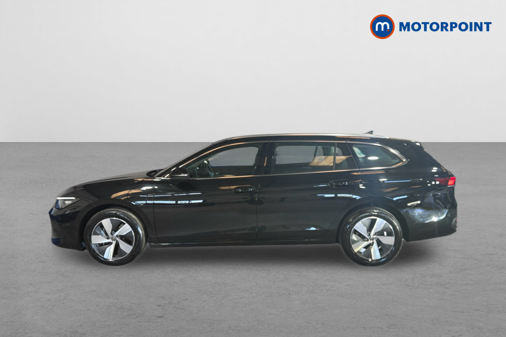Volkswagen Passat Life Automatic Petrol Plug-In Hybrid Estate - Stock Number (1632907) - Passenger side