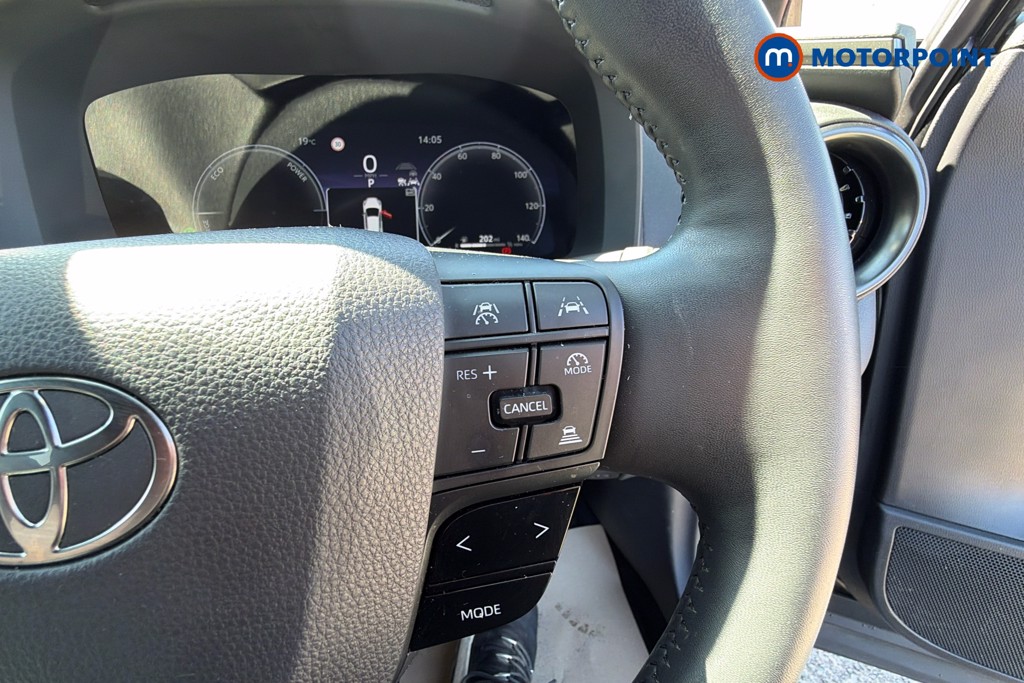 Toyota C-Hr Design Automatic Petrol Plug-In Hybrid SUV - Stock Number (1632941) - 4th supplementary image