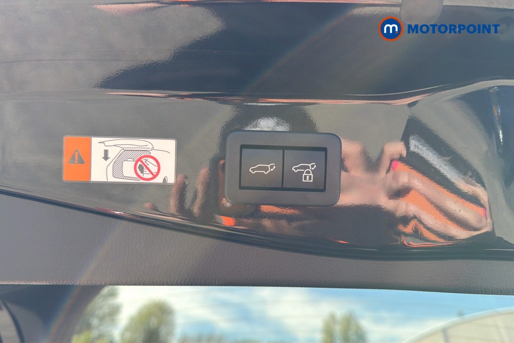 Toyota C-Hr Design Automatic Petrol Plug-In Hybrid SUV - Stock Number (1632941) - 35th supplementary image