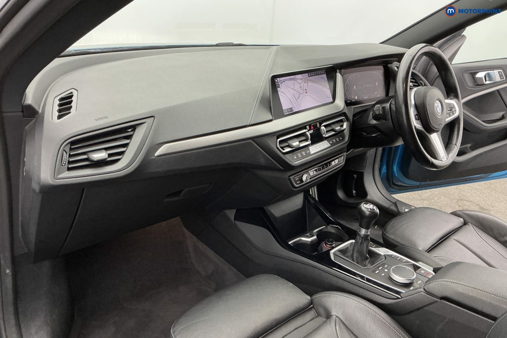 BMW 2 Series M Sport Manual Petrol Saloon - Stock Number (1632953) - 9th supplementary image