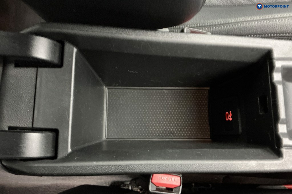 BMW 2 Series M Sport Manual Petrol Saloon - Stock Number (1632953) - 16th supplementary image