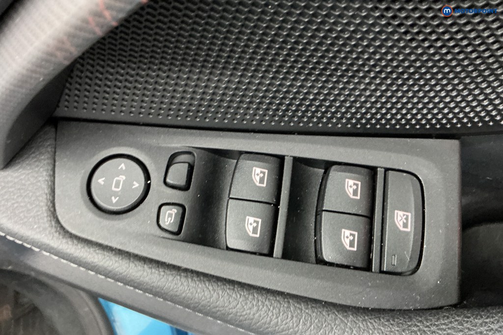 BMW 2 Series M Sport Manual Petrol Saloon - Stock Number (1632953) - 27th supplementary image