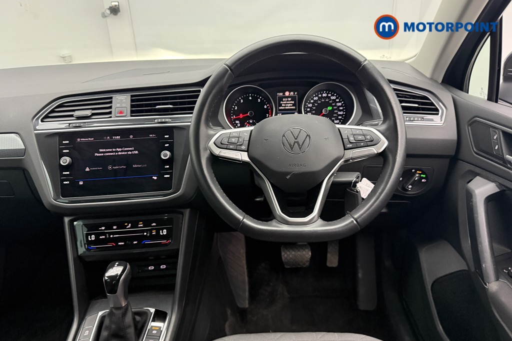 Volkswagen Tiguan Life Automatic Petrol SUV - Stock Number (1633674) - 2nd supplementary image