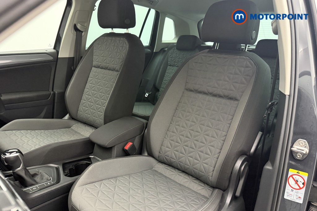Volkswagen Tiguan Life Automatic Petrol SUV - Stock Number (1633674) - 3rd supplementary image