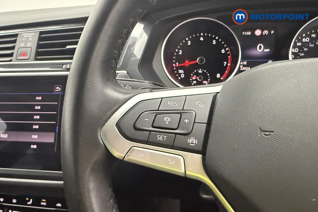 Volkswagen Tiguan Life Automatic Petrol SUV - Stock Number (1633674) - 7th supplementary image