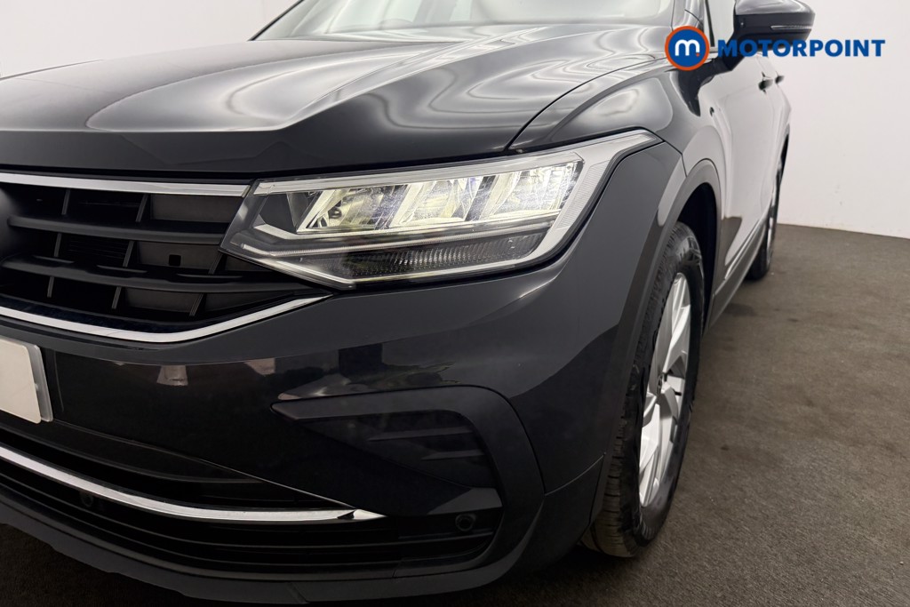 Volkswagen Tiguan Life Automatic Petrol SUV - Stock Number (1633674) - 21st supplementary image