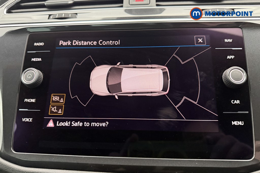 Volkswagen Tiguan R-Line Automatic Petrol SUV - Stock Number (1633848) - 3rd supplementary image