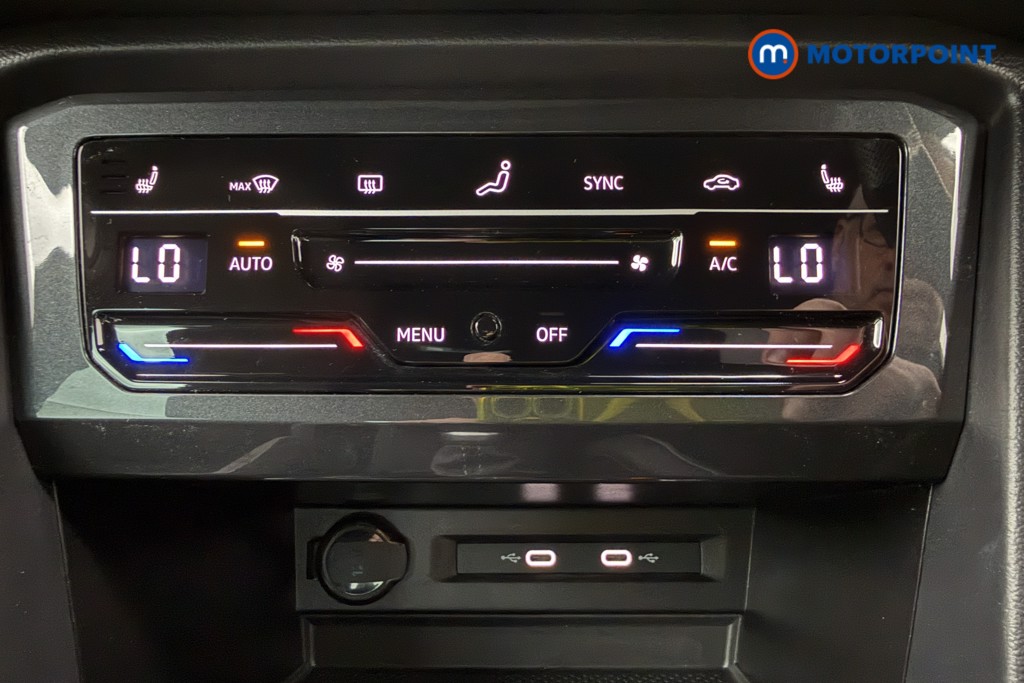 Volkswagen Tiguan R-Line Automatic Petrol SUV - Stock Number (1633848) - 16th supplementary image