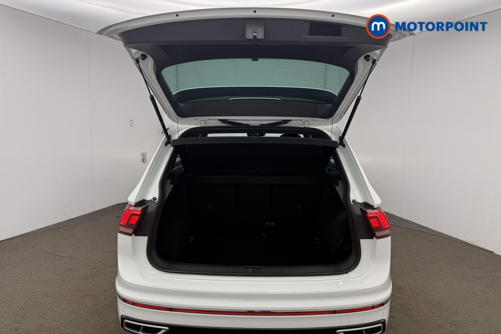 Volkswagen Tiguan R-Line Automatic Petrol SUV - Stock Number (1633848) - 22nd supplementary image