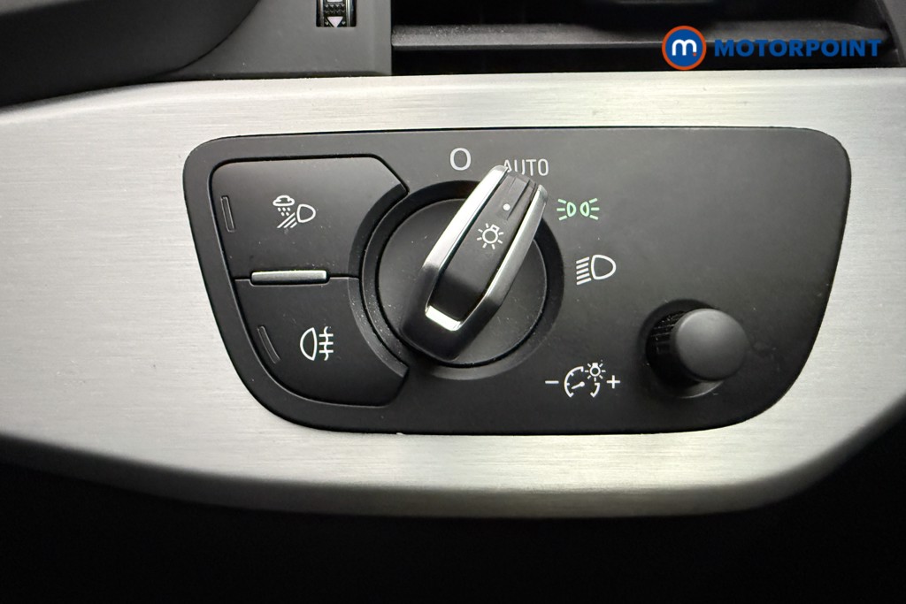 Audi A4 S Line Automatic Petrol Estate - Stock Number (1633852) - 17th supplementary image